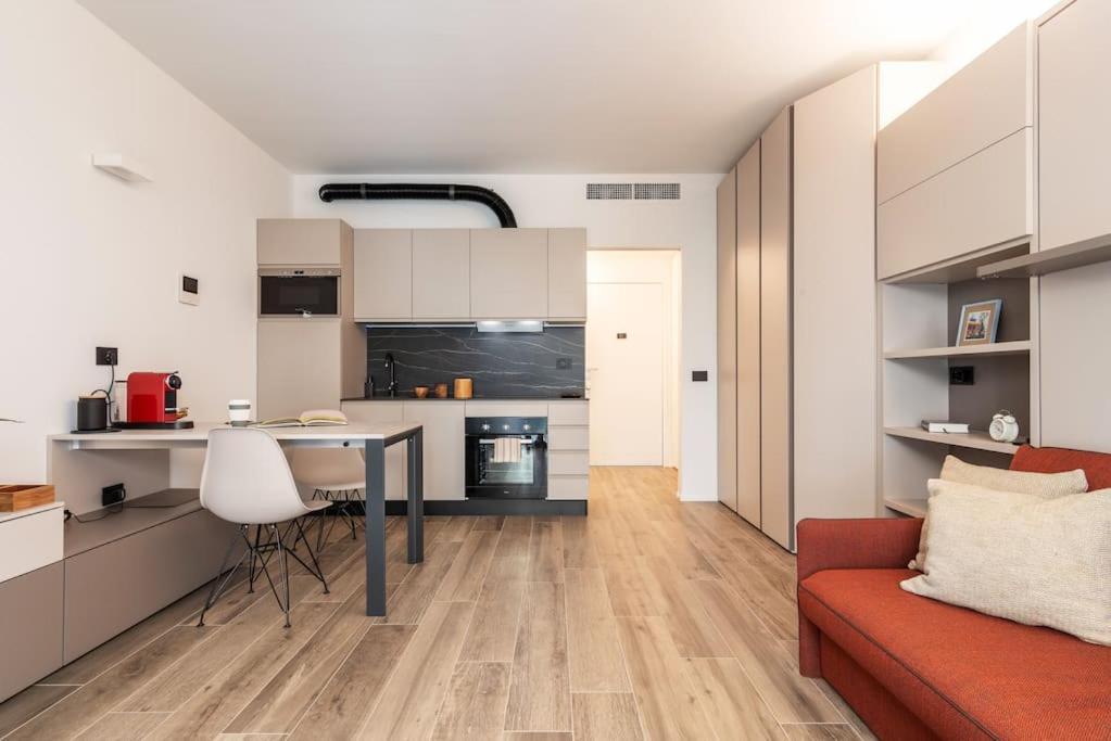 Emotichome 7 Flexyrent Studio มิลาน ภายนอก รูปภาพ